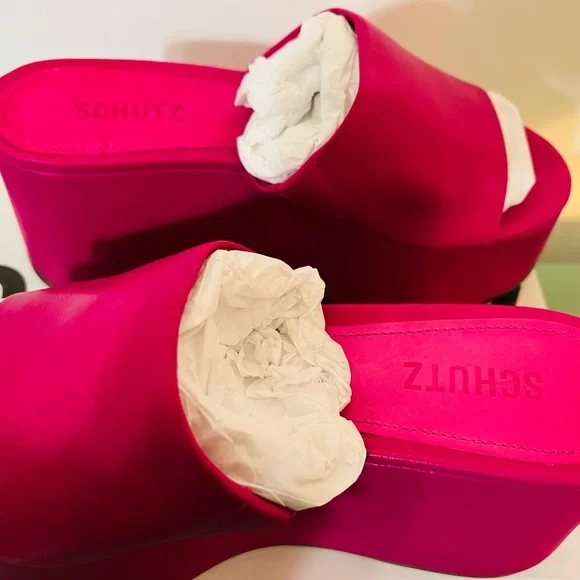 Schutz Hot Pink Marih Weekend Leather Sandals - Picture 3 of 12